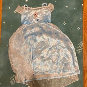 Frozen dress